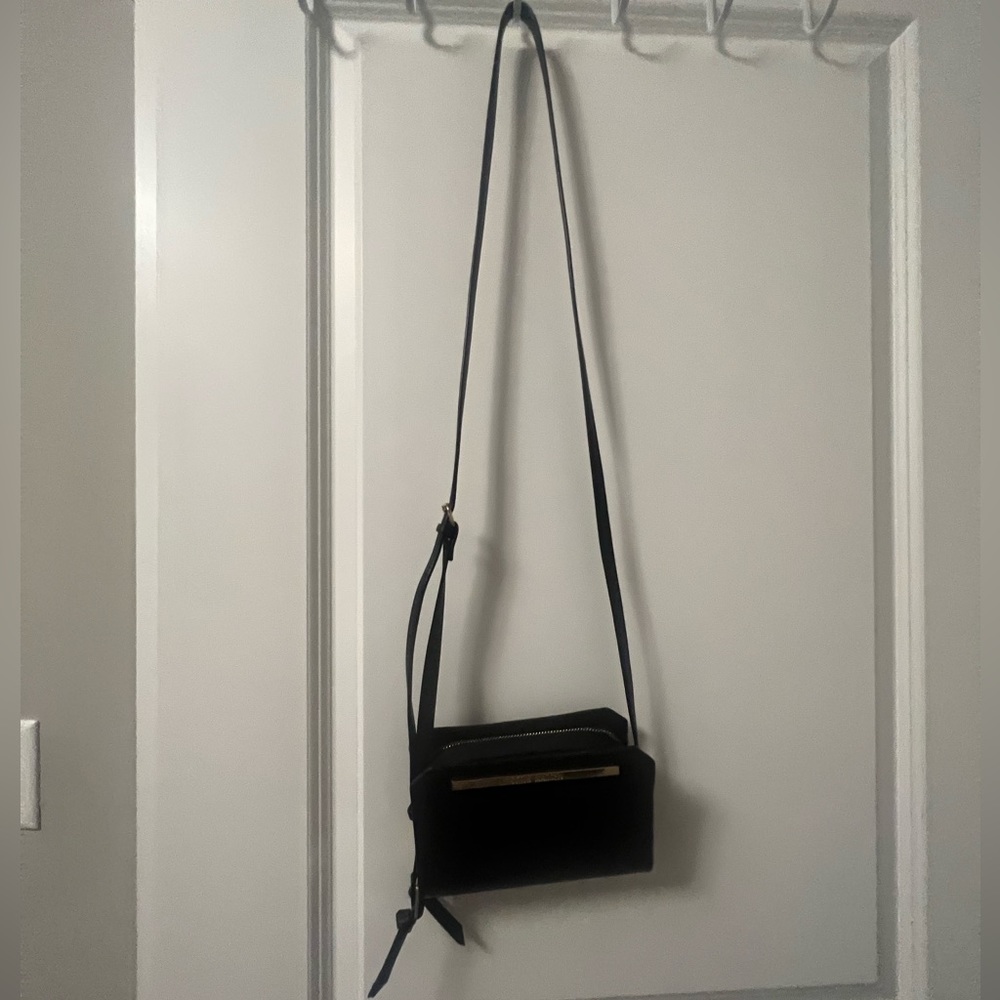 Steve Madden black with gold hardware crossbody bag